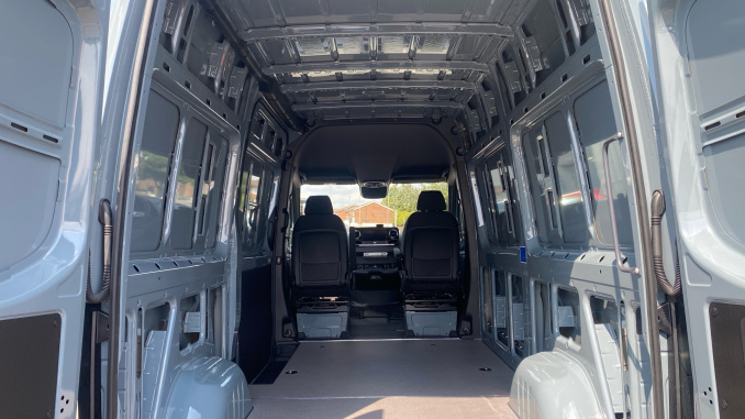 Mercedes-Benz Sprinter 319Cdi L2 Diesel Awd 3.5t H2 Pro Van 9G-Tronic - Image 28
